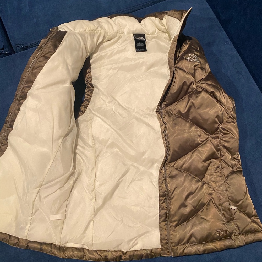 The North Face quilted sports vest - Picture 2 of 2